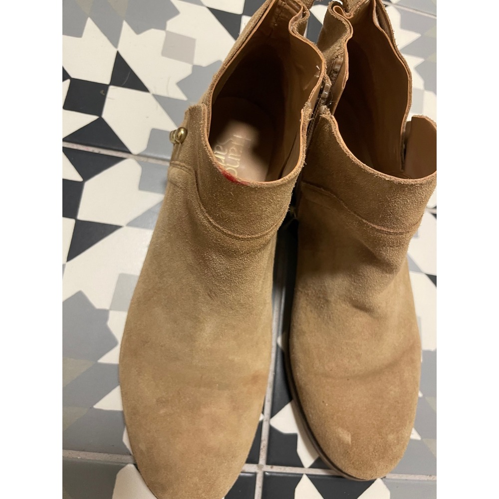 Franco Sarto Womens Tan Suede Ankle Boots Gold Stud Side Zip Booties Size 9M - Picture 3 of 8